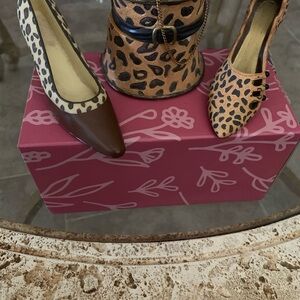 Collectible Miniature Leopard Women's Shoes & Purse